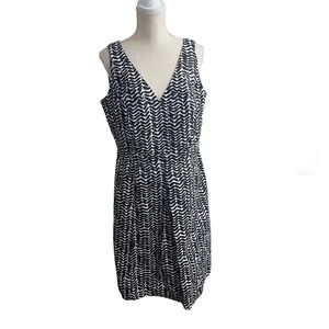 East 5th Women White & Black Tribal Print Double V Dress Sz 14 NWT 100% Cotton